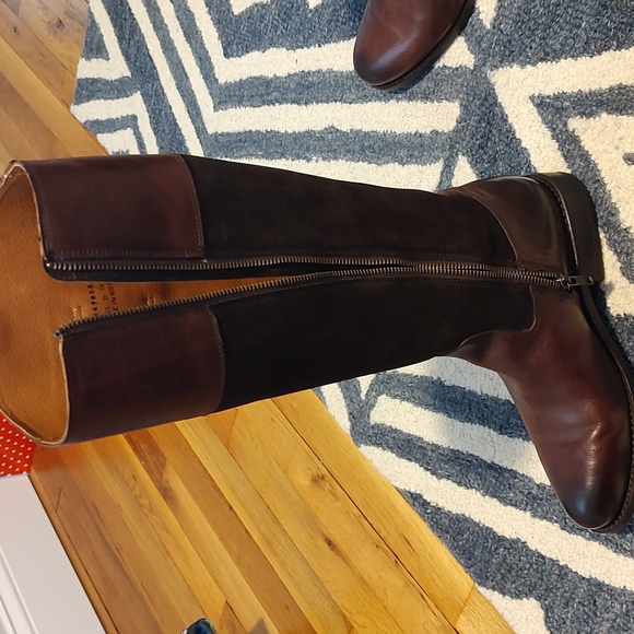 Frye tall boots with a low heel - Picture 8 of 12